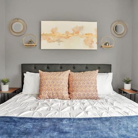 Professionals-Restaurants-Fastwifi-A C-Desk- Pets Apartment San Diego Luaran gambar