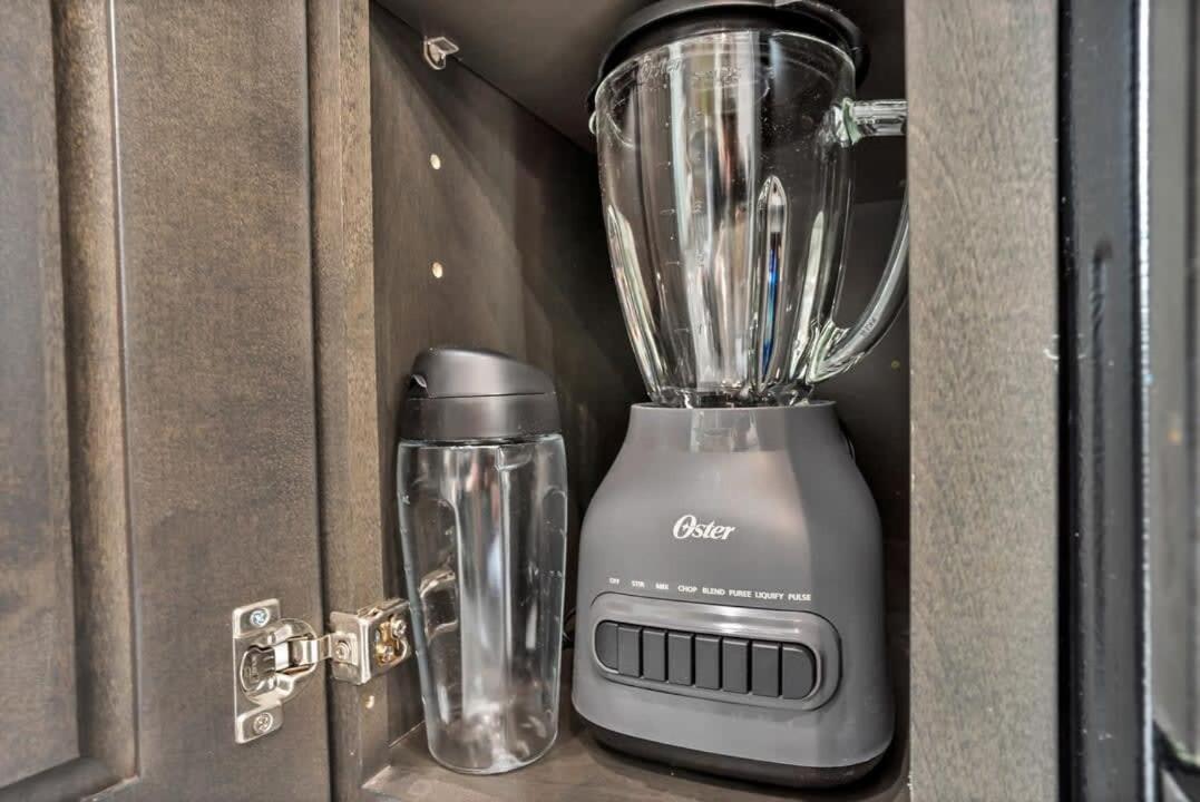 Professionals-Restaurants-Fastwifi-A C-Desk- Pets Apartment San Diego Luaran gambar