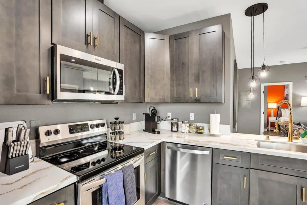 Professionals-Restaurants-Fastwifi-A C-Desk- Pets Apartment San Diego Luaran gambar
