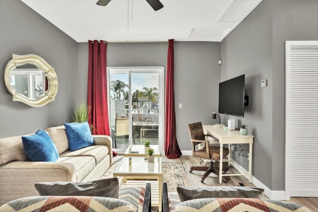 Professionals-Restaurants-Fastwifi-A C-Desk- Pets Apartment San Diego Luaran gambar